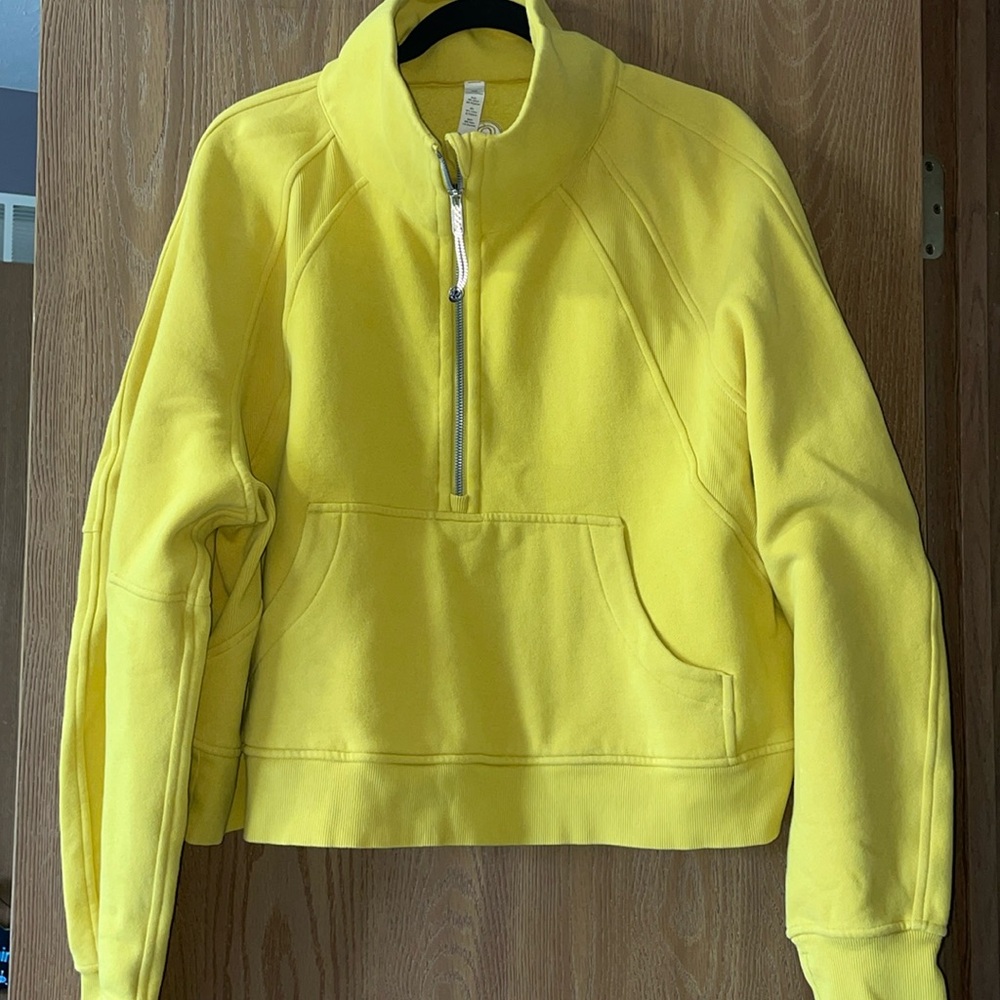 COPY - Lululemon 1/4 Zip Funnel scuba